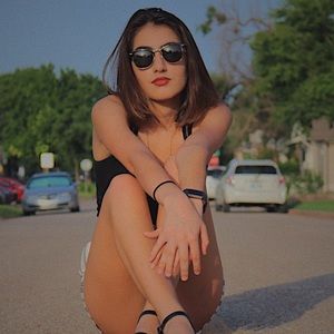 Meet your Posher, Nahall